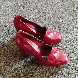 Women's shoes